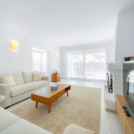 Vila M07 Calle Encinas -